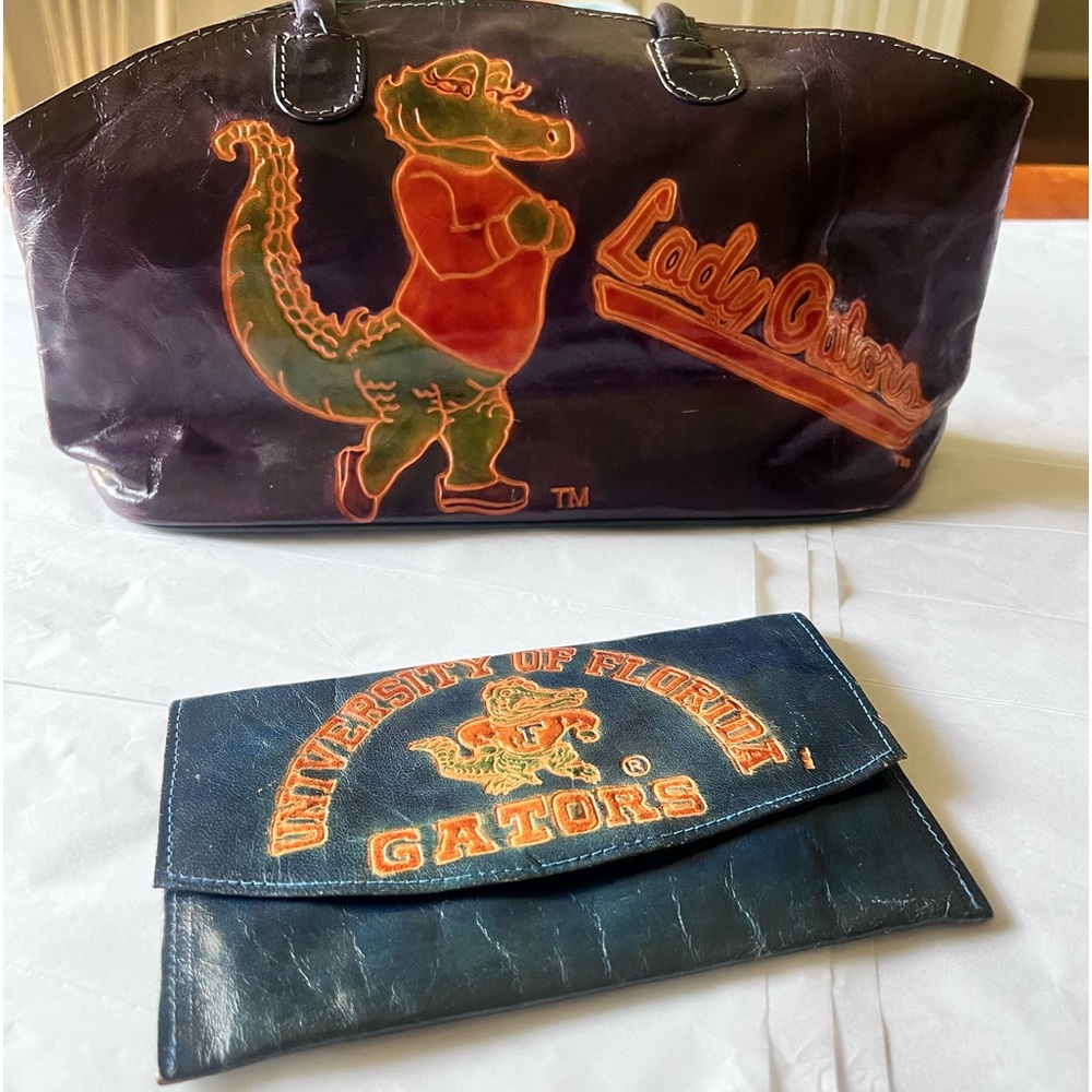 LADY GATOR HANDBAG & WALLET. GOOD USED COND SEE ALL PICS. MAN MADE MATERIAL